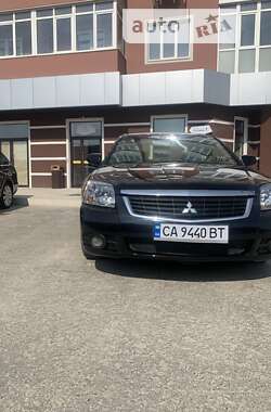 Седан Mitsubishi Galant 2007 в Умані