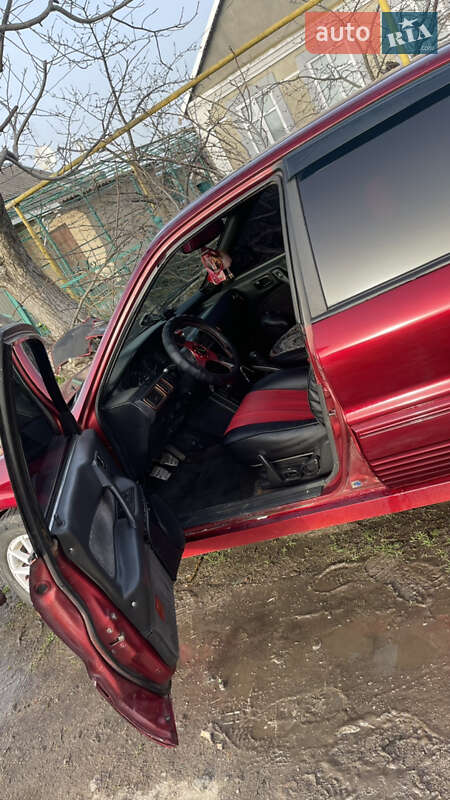 Седан Mitsubishi Galant 1988 в Одесі
