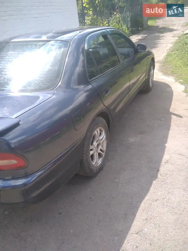 Mitsubishi Galant