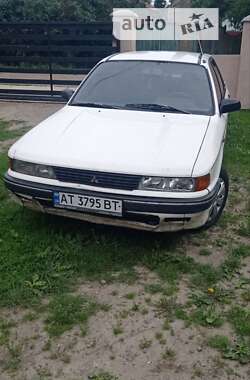 Седан Mitsubishi Galant 1988 в Івано-Франківську