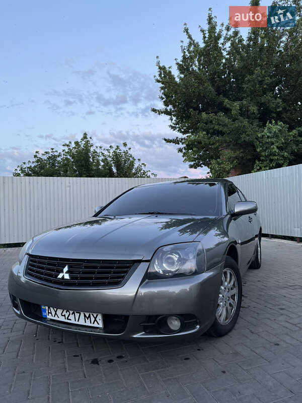 Седан Mitsubishi Galant 2008 в Никополе