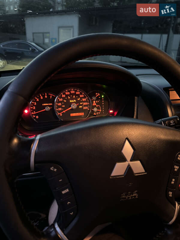 Седан Mitsubishi Galant 2008 в Никополе