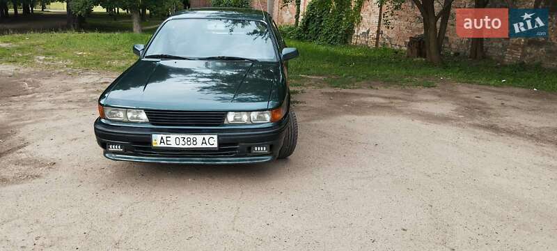 Лифтбек Mitsubishi Galant 1991 в Кривом Роге