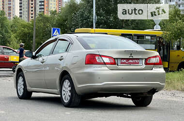 Седан Mitsubishi Galant 2009 в Киеве