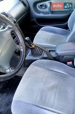 Ліфтбек Mitsubishi Galant 1995 в 