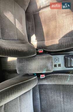 Седан Mitsubishi Galant 1992 в Киеве