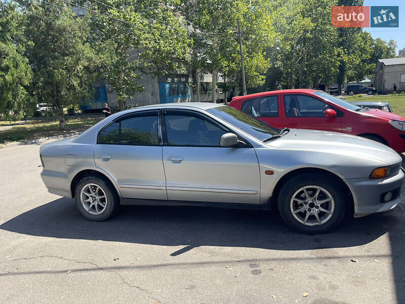 Седан Mitsubishi Galant 1997 в Измаиле