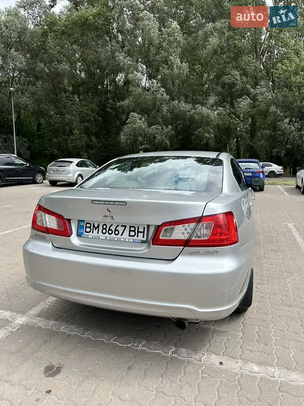 Mitsubishi Galant 2009