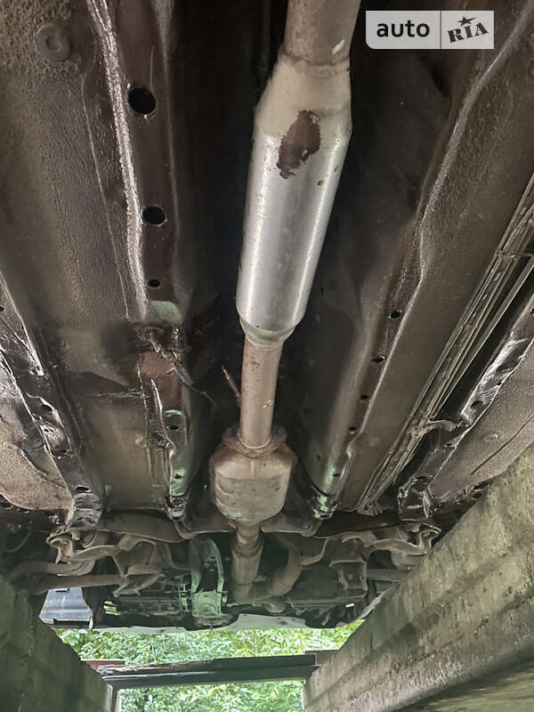 Седан Mitsubishi Galant 1998 в Львове