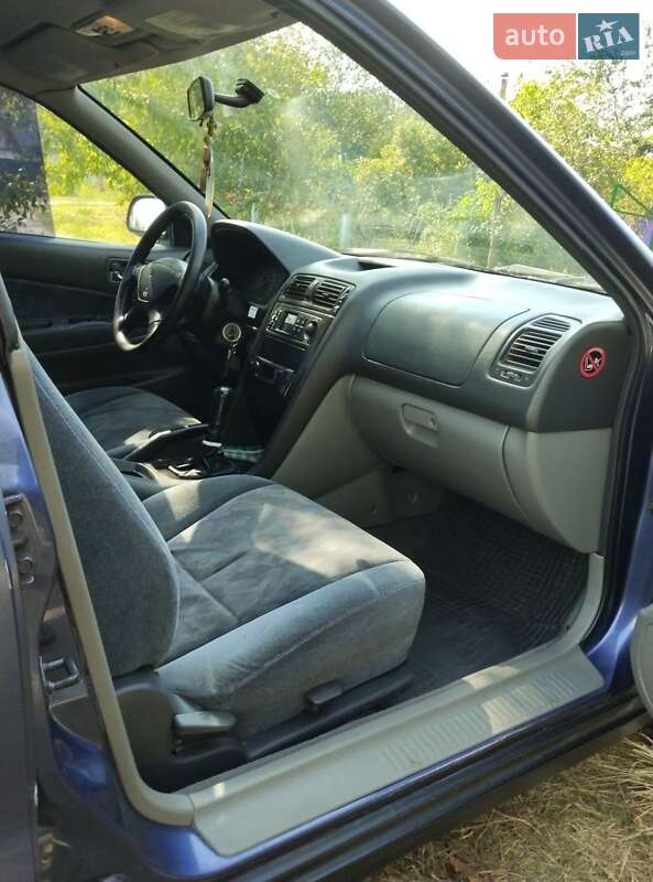 Универсал Mitsubishi Galant 1997 в Новой Ушице