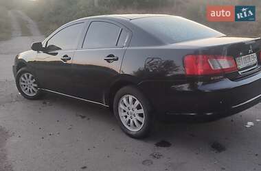 Mitsubishi Galant 2009