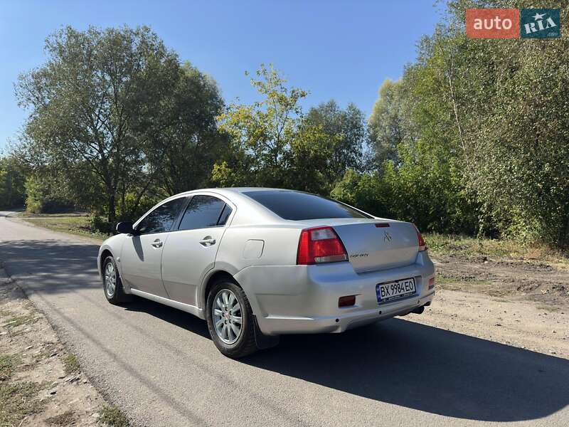 Седан Mitsubishi Galant 2007 в Хмельницком