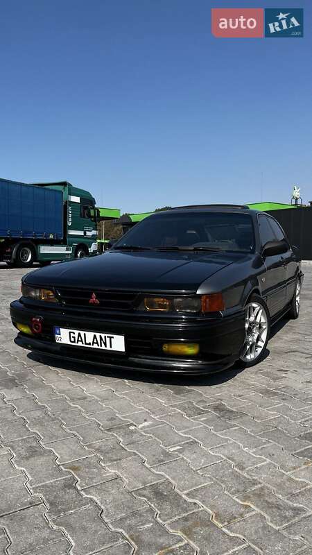 Mitsubishi Galant 1989