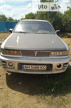 Седан Mitsubishi Galant 1989 в Черкасах