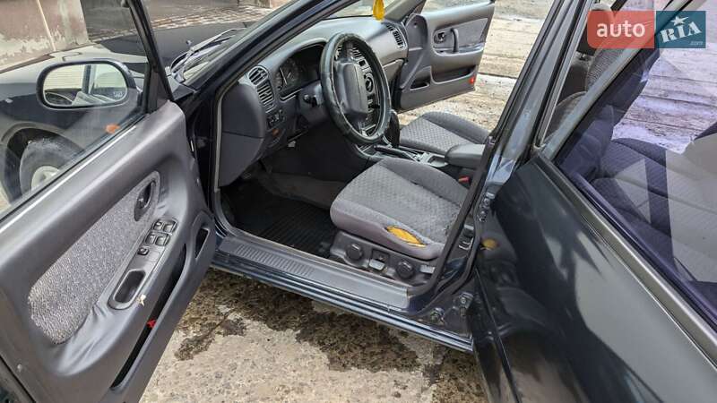 Ліфтбек Mitsubishi Galant 1993 в Шумську