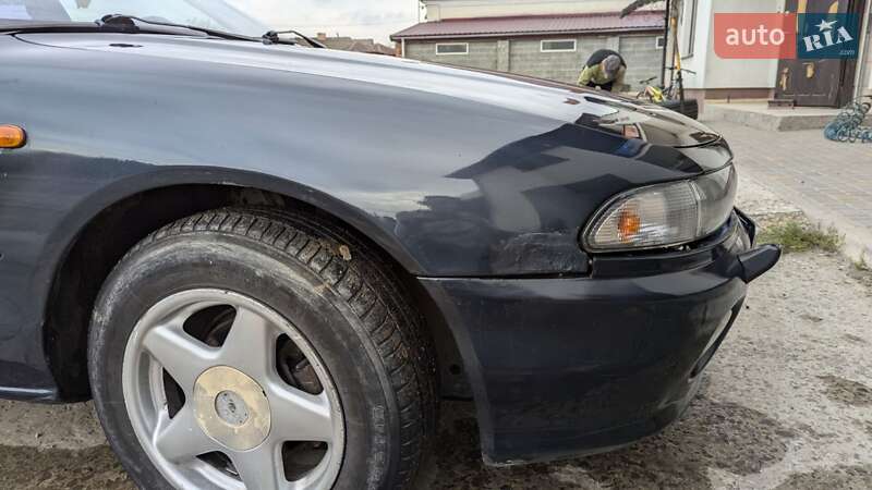 Ліфтбек Mitsubishi Galant 1993 в Шумську