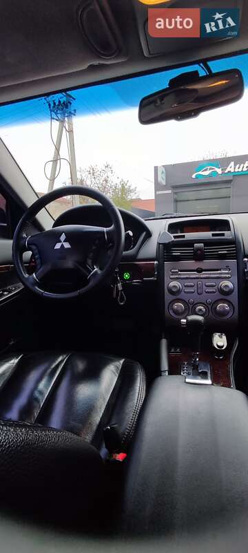 Седан Mitsubishi Galant 2009 в Дніпрі