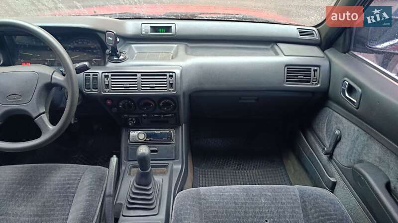 Седан Mitsubishi Galant 1992 в Львове