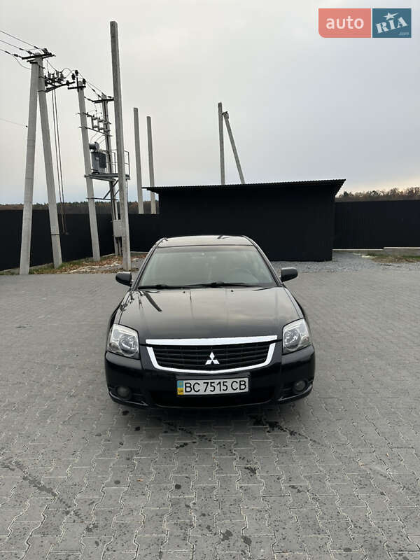 Седан Mitsubishi Galant 2009 в Львові