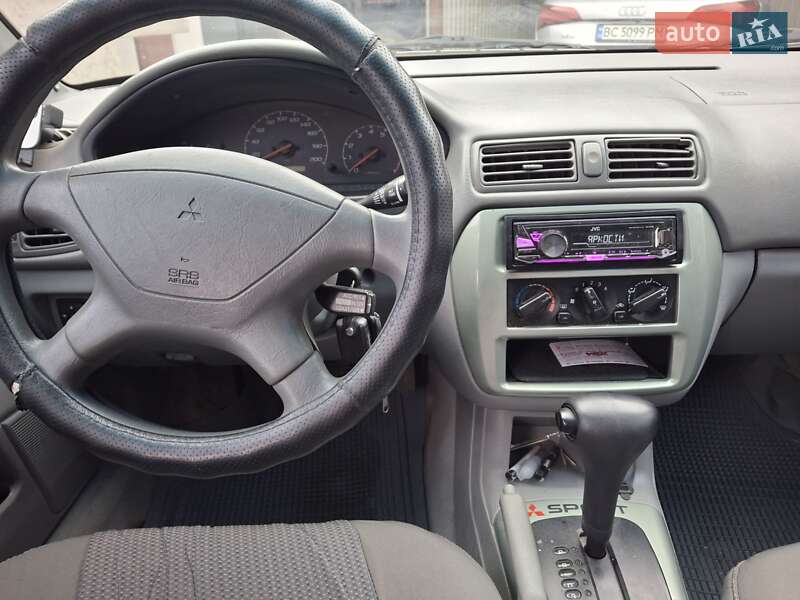 Седан Mitsubishi Galant 2003 в Львові