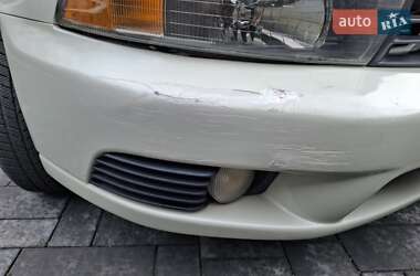 Седан Mitsubishi Galant 2003 в Львове