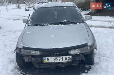 Ліфтбек Mitsubishi Galant 1996 в Чернівцях