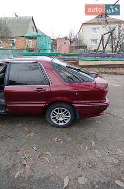 Лифтбек Mitsubishi Galant 1992 в Гайсине