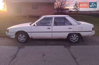 Седан Mitsubishi Galant 1986 в Кагарлику