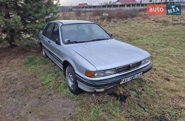 Седан Mitsubishi Galant 1988 в Житомирі