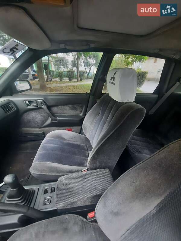 Лифтбек Mitsubishi Galant 1991 в Южном фото 4 Лифтбек Mitsubishi Galant 1991 в Южном