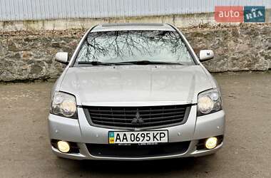 Седан Mitsubishi Galant 2009 в Киеве