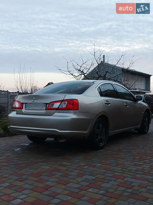 Седан Mitsubishi Galant 2008 в Смеле