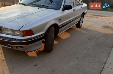Седан Mitsubishi Galant 1988 в 