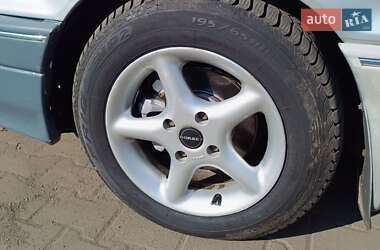 Седан Mitsubishi Galant 1988 в Фонтанці