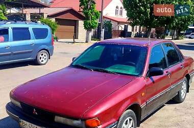 Седан Mitsubishi Galant 1988 в Первомайську