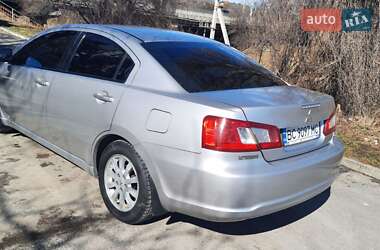 Седан Mitsubishi Galant 2009 в 