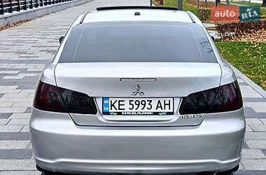Седан Mitsubishi Galant 2011 в 