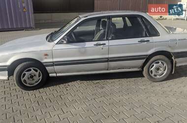 Седан Mitsubishi Galant 1988 в 
