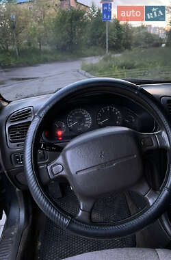 Лифтбек Mitsubishi Galant 1993 в 