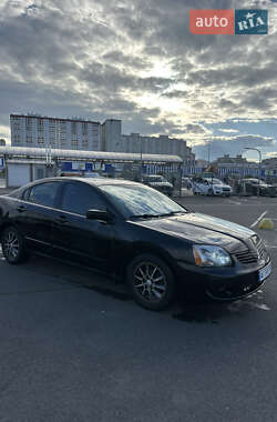 Седан Mitsubishi Galant 2004 в 