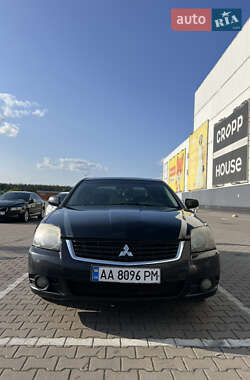 Седан Mitsubishi Galant 2009 в 