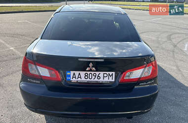 Mitsubishi Galant 2009