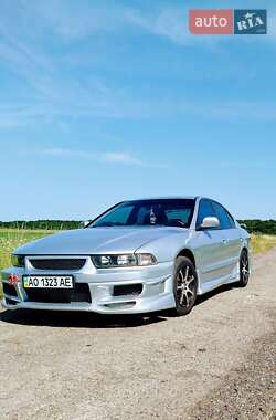 Седан Mitsubishi Galant 1999 в Иршаве