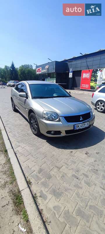 Mitsubishi Galant 2008
