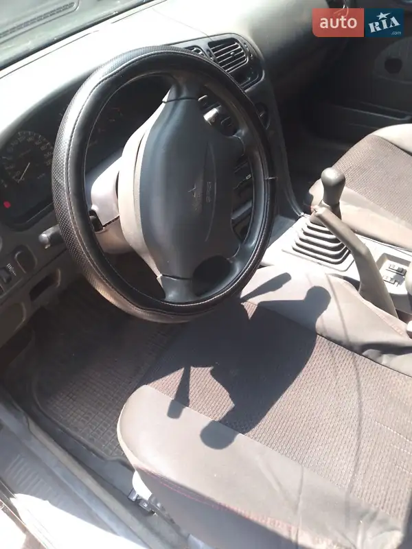 Mitsubishi Galant
