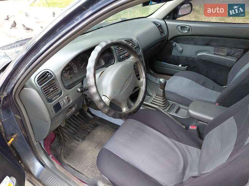 Седан Mitsubishi Galant 1995 в Кременчуге