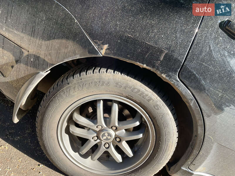Седан Mitsubishi Galant 2007 в Киеве
