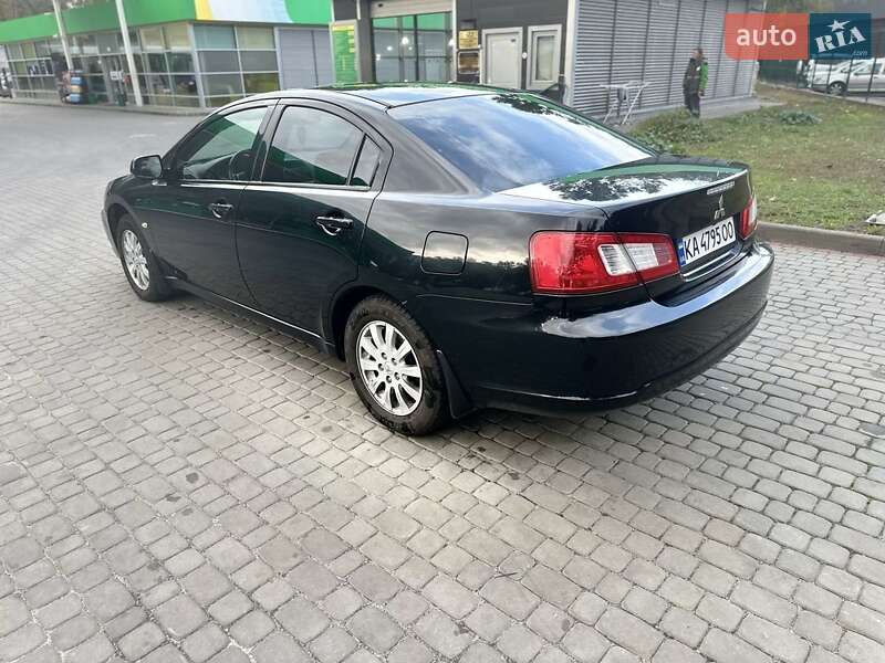 Седан Mitsubishi Galant 2009 в Киеве