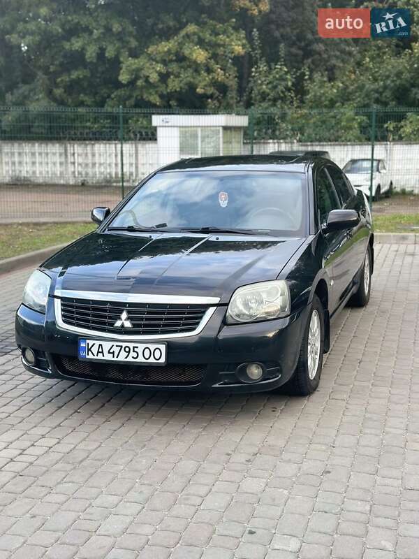 Седан Mitsubishi Galant 2009 в Киеве