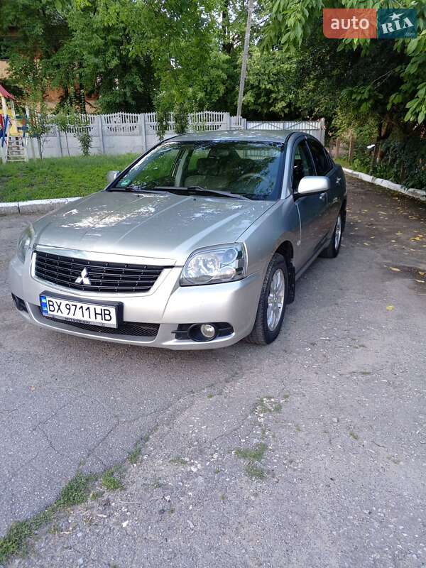 Седан Mitsubishi Galant 2009 в Хмельницком